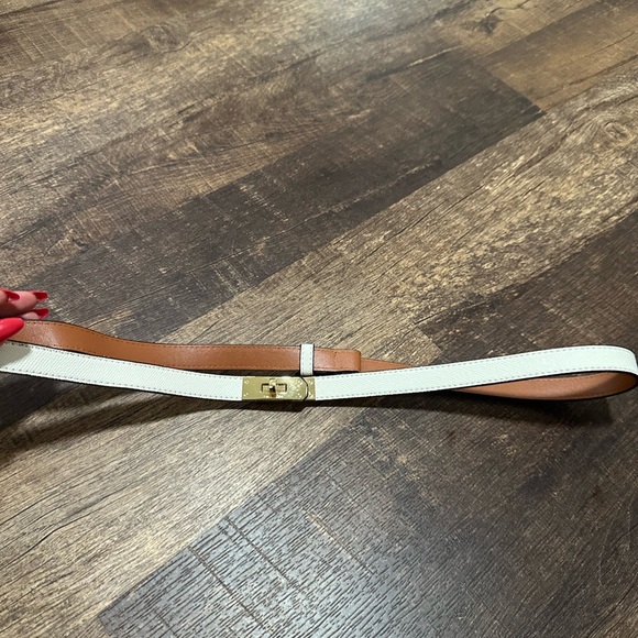 Women’s Adjustable White soft leather belt with adjustable gold accent - Picture 3 of 5